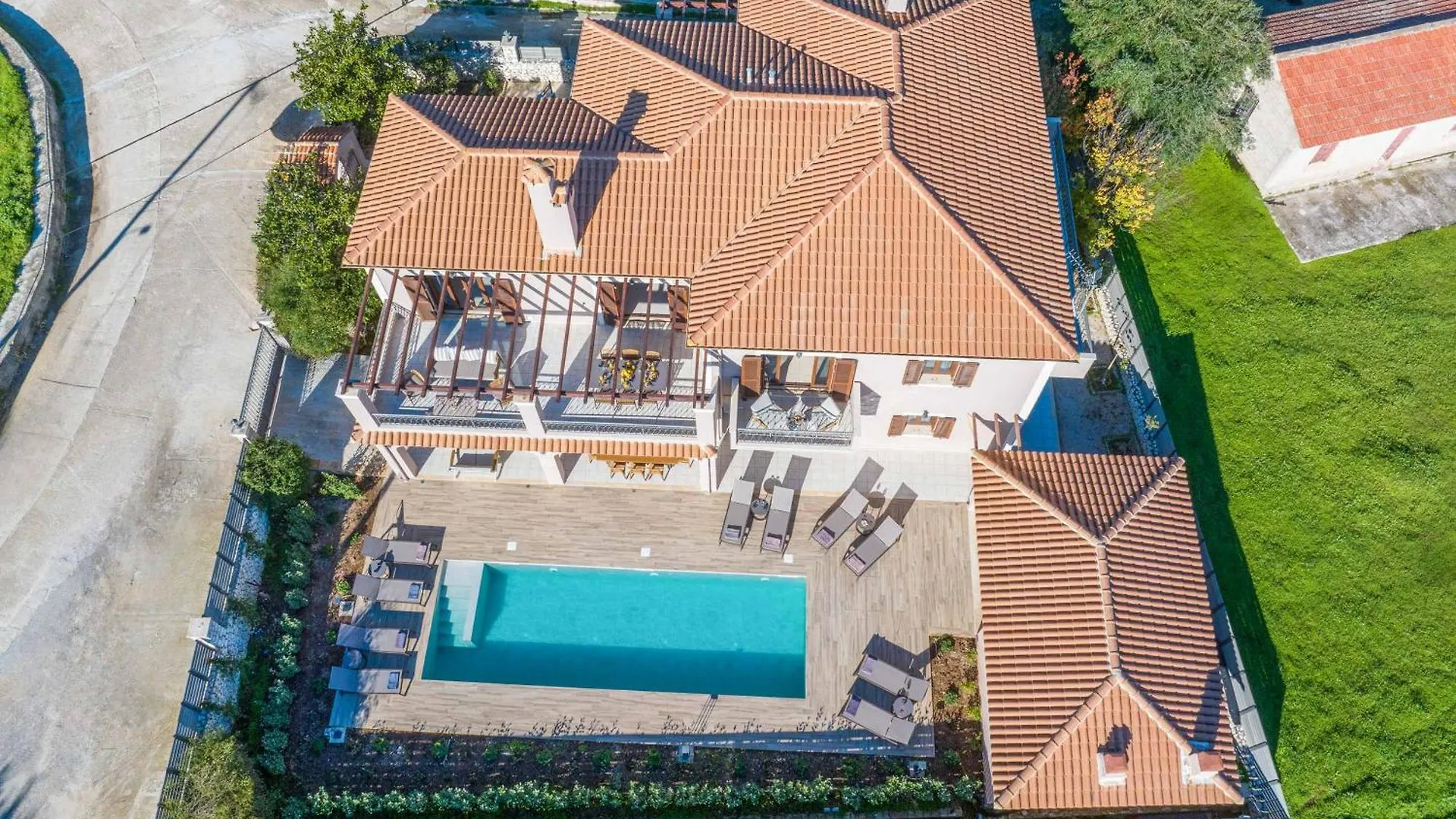 Classic Villa Atsoupades